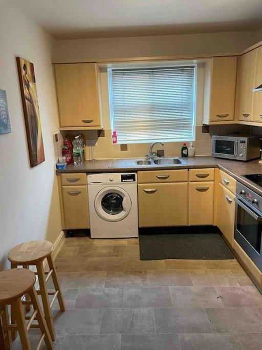 Lincoln View Sleeps 4 Balcony Self Check-In Lägenhet Exteriör bild