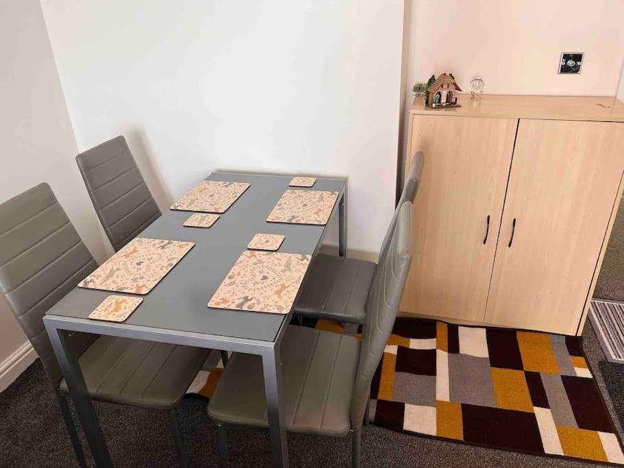 Lincoln View Sleeps 4 Balcony Self Check-In Lägenhet Exteriör bild